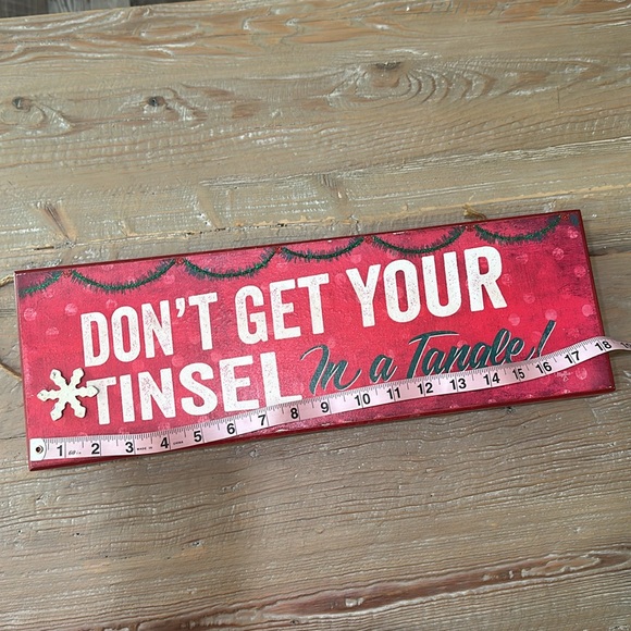 Don’t Get Your Tinsel In A Tangle! Wood Sign - Picture 11 of 12
